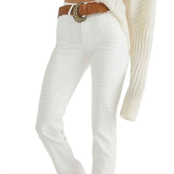 NWT Free People Lydia Embossed Straight Leg Jean - Picture 4 of 8